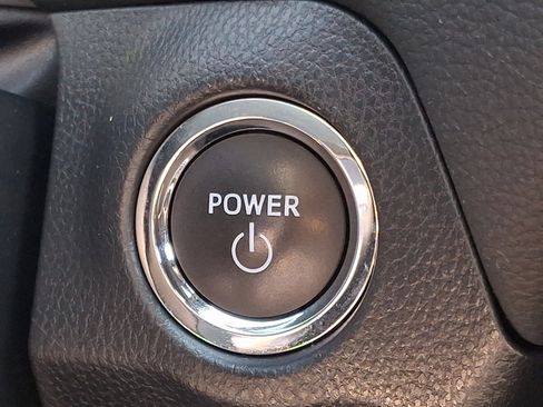 Used 2025 Toyota RAV4 SE AWD/4WD image 27
