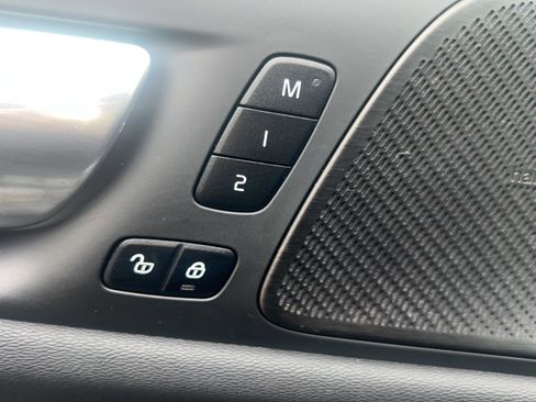 Used 2024 Volvo S60 B5 Plus w/ Climate Package image 17