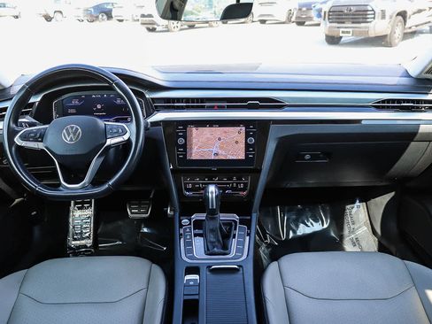 Used 2021 Volkswagen Arteon SE FWD image 12