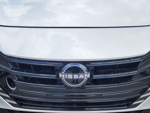 New 2025 Nissan Versa SV w/ Trunk Package image 10