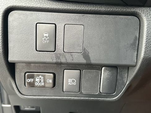 Used 2023 Toyota Tacoma SR w/ SR Convenience Package RWD image 16