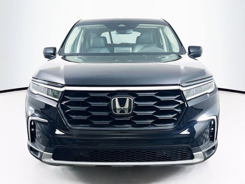 Used 2023 Honda Pilot EX-L image 2