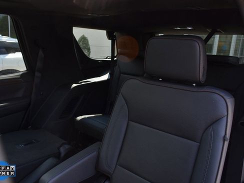Used 2022 Chevrolet Tahoe High Country RWD image 22
