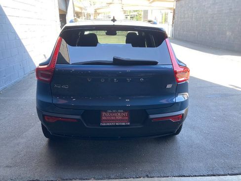 Used 2023 Volvo XC40 Recharge Ultimate w/ Protection Package Premier AWD/4WD image 4