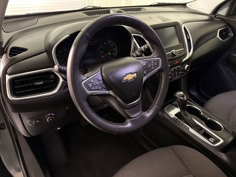 Used 2018 Chevrolet Equinox LT FWD image 4