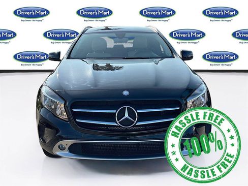Used 2017 Mercedes-Benz GLA 250 w/ Premium Package image 2