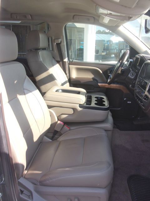 Used 2017 Chevrolet Silverado 1500 LTZ w/ Sport Package AWD/4WD image 29