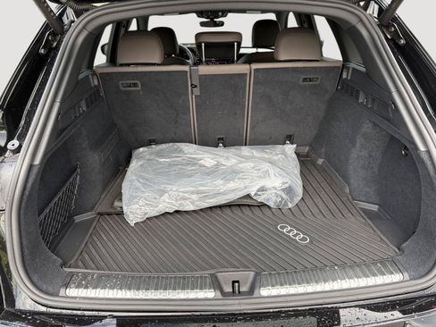 Used 2025 Audi Q5 Premium w/ 19" Wheel Package AWD/4WD image 22