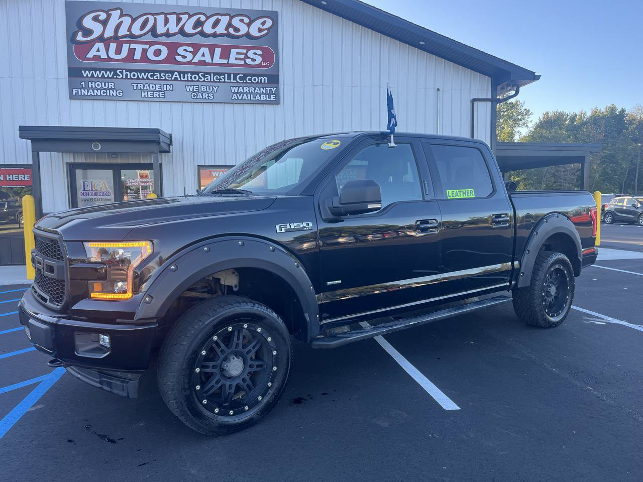 Used 2017 Ford F150 XLT w/ Equipment Group 302A Luxury AWD/4WD image 1