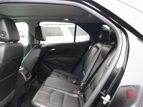 Used 2023 Chevrolet Equinox Premier AWD/4WD image 35