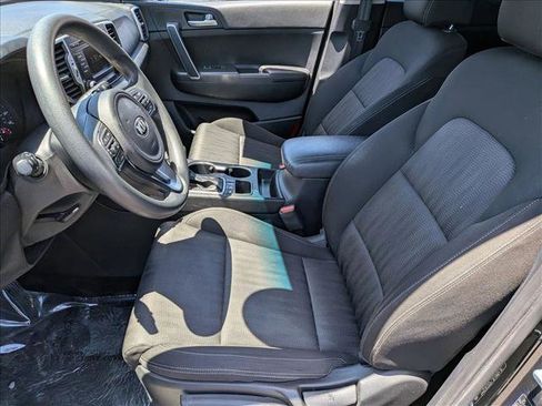 Used 2017 Kia Sportage LX AWD/4WD image 16