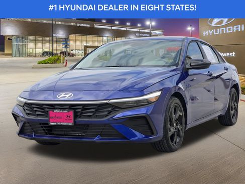 Certified 2026 Hyundai Elantra Sport FWD image 2