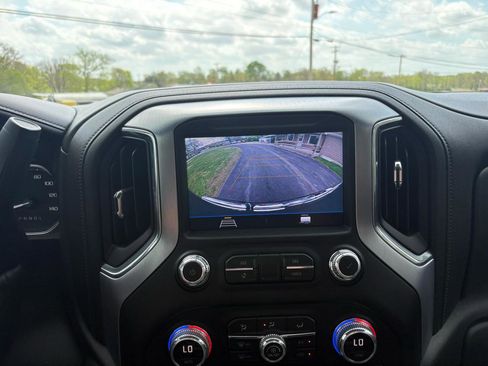 Used 2021 GMC Sierra 1500 Elevation image 19