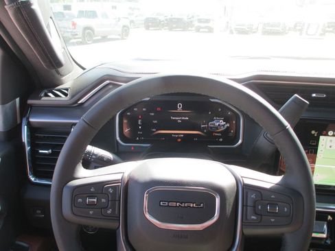 New 2026 GMC Sierra 2500 Denali Ultimate AWD/4WD image 20