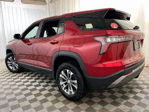 Certified 2025 Chevrolet Equinox LT image 44