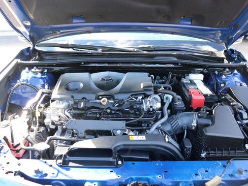 Used 2024 Toyota Camry SE image 41