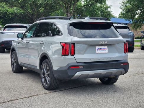 Used 2022 Kia Sorento SX Prestige image 4