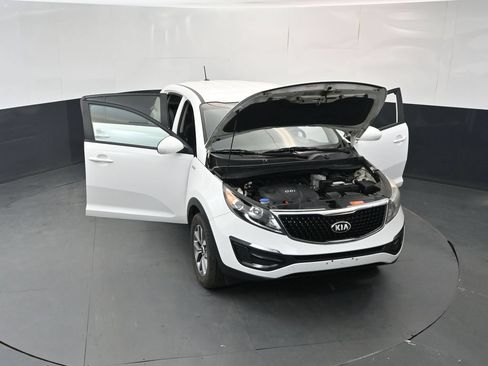 Used 2015 Kia Sportage LX AWD/4WD image 17