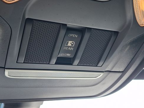 Used 2021 RAM 1500 Big Horn AWD/4WD image 27