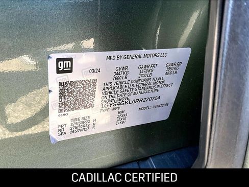 Used 2024 Cadillac Escalade Sport Platinum w/ Heavy-Duty Trailer Package AWD/4WD image 31