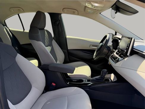 Used 2021 Toyota Corolla LE FWD image 20