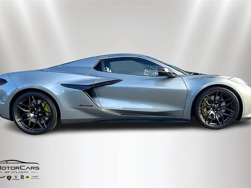 Used 2023 Chevrolet Corvette Z06 image 6