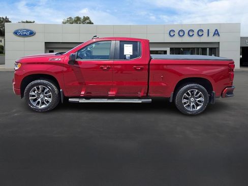 Used 2024 Chevrolet Silverado 1500 RST w/ Z71 Off-Road Package AWD/4WD image 7