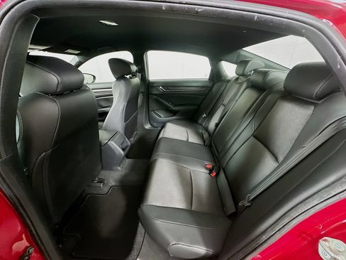 Used 2020 Honda Accord Sport image 13