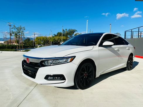 Used 2018 Honda Accord LX image 1