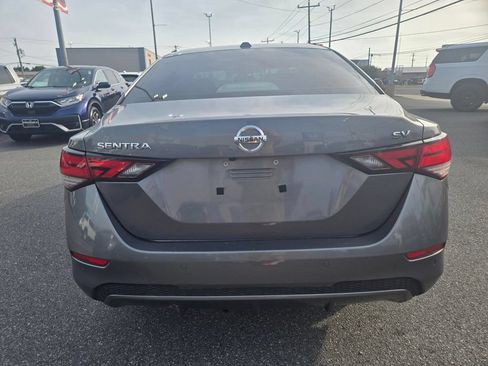 Used 2022 Nissan Sentra SV FWD image 6