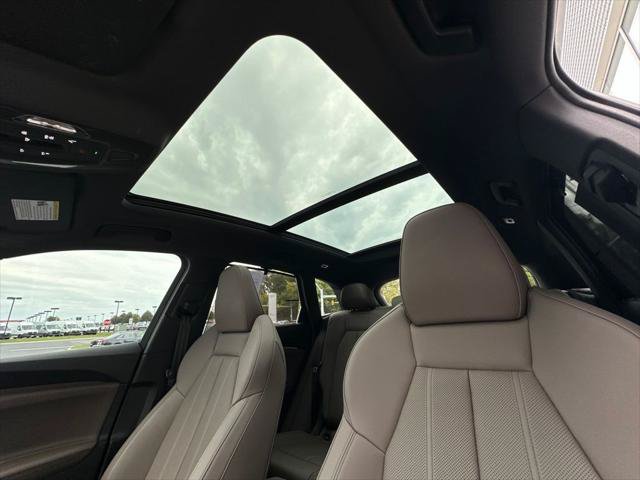 Certified 2025 Audi Q5 Premium Plus w/ Premium Plus AWD/4WD image 11