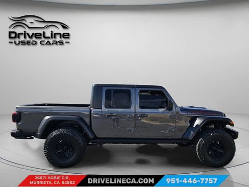 Used 2024 Jeep Gladiator Rubicon w/ Technology Group AWD/4WD image 19