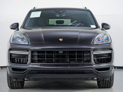 Used 2021 Porsche Cayenne Turbo S AWD/4WD image 7