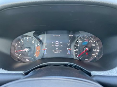 Used 2024 Jeep Compass Latitude AWD/4WD image 19