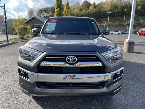 Used 2023 Toyota 4Runner Limited image 5