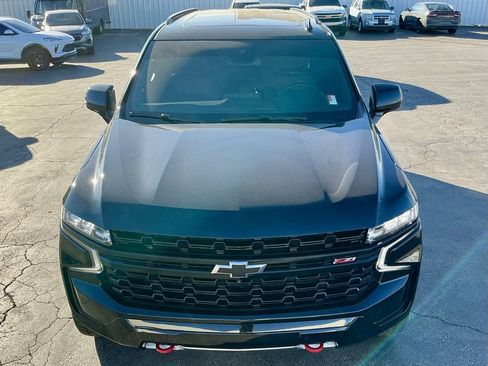 Used 2023 Chevrolet Suburban Z71 w/ Luxury Package image 11