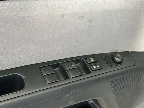 Used 2012 Nissan Sentra 2.0 SR w/ Special Edition Pkg image 15