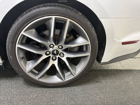 Used 2016 Ford Mustang GT Premium w/ Enhanced Security Package RWD image 9