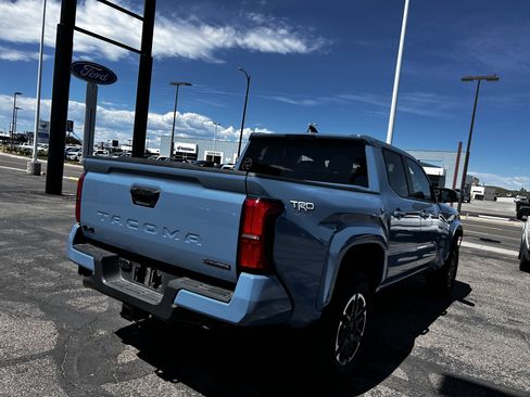 Used 2026 Toyota Tacoma TRD Sport AWD/4WD image 5