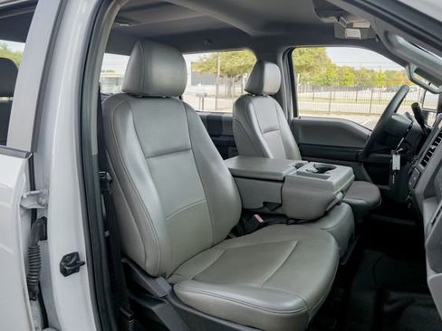 Used 2020 Ford F250 XL w/ Power Equipment Group image 32