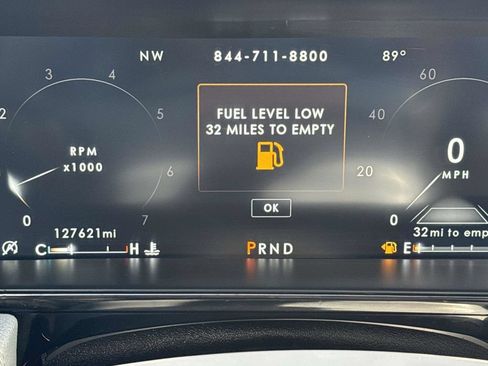 Used 2021 Lincoln Navigator Reserve w/ Luxury Package AWD/4WD image 2