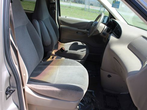Used 2003 Ford Windstar LX FWD image 24