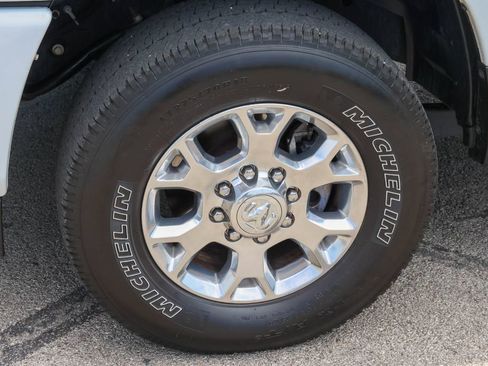 Used 2024 RAM 2500 Laramie w/ Safety Group AWD/4WD image 7