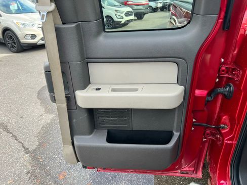 Used 2010 Ford F150 XLT image 29