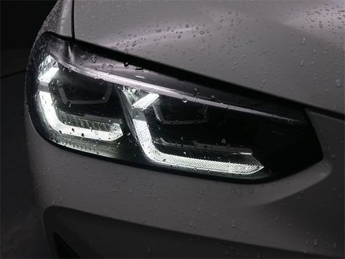 Used 2023 BMW X4 xDrive30i w/ Convenience Package image 24