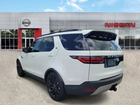 Used 2025 Land Rover Discovery S AWD/4WD image 7