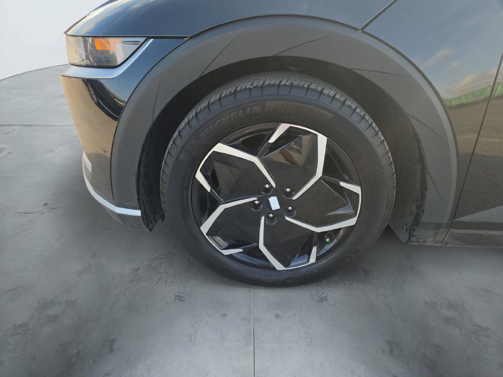 Certified 2024 Hyundai Ioniq 5 SEL RWD image 16