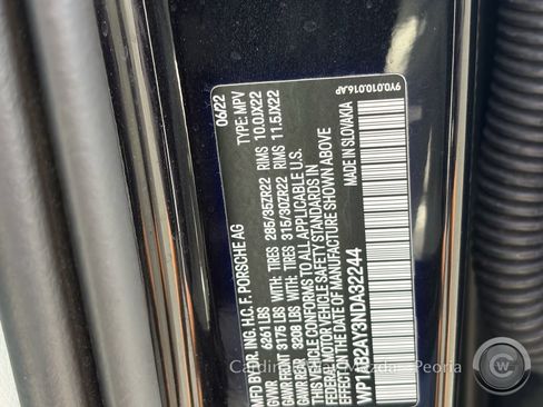 Used 2022 Porsche Cayenne S Platinum AWD/4WD image 33