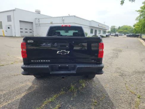 Used 2017 Chevrolet Silverado 1500 LT w/ Midnight Edition AWD/4WD image 19