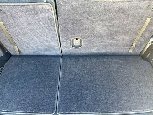 Used 2023 Toyota Highlander XSE image 11